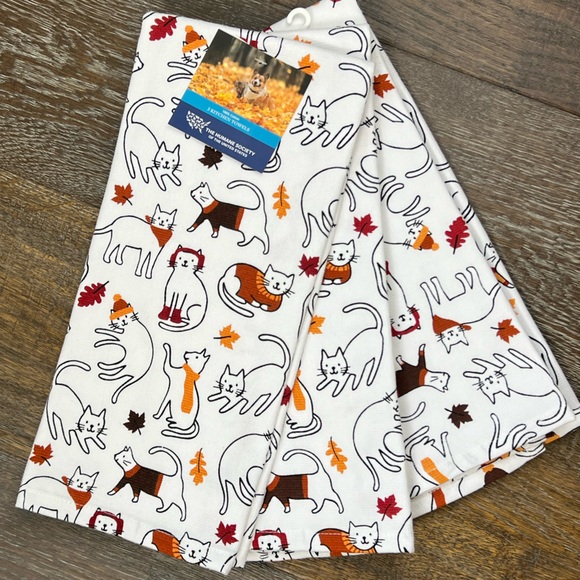 PETS - The Humane Society - ‘Autumn Cats’ dish towels (3). NWT Firm! - Picture 1 of 3